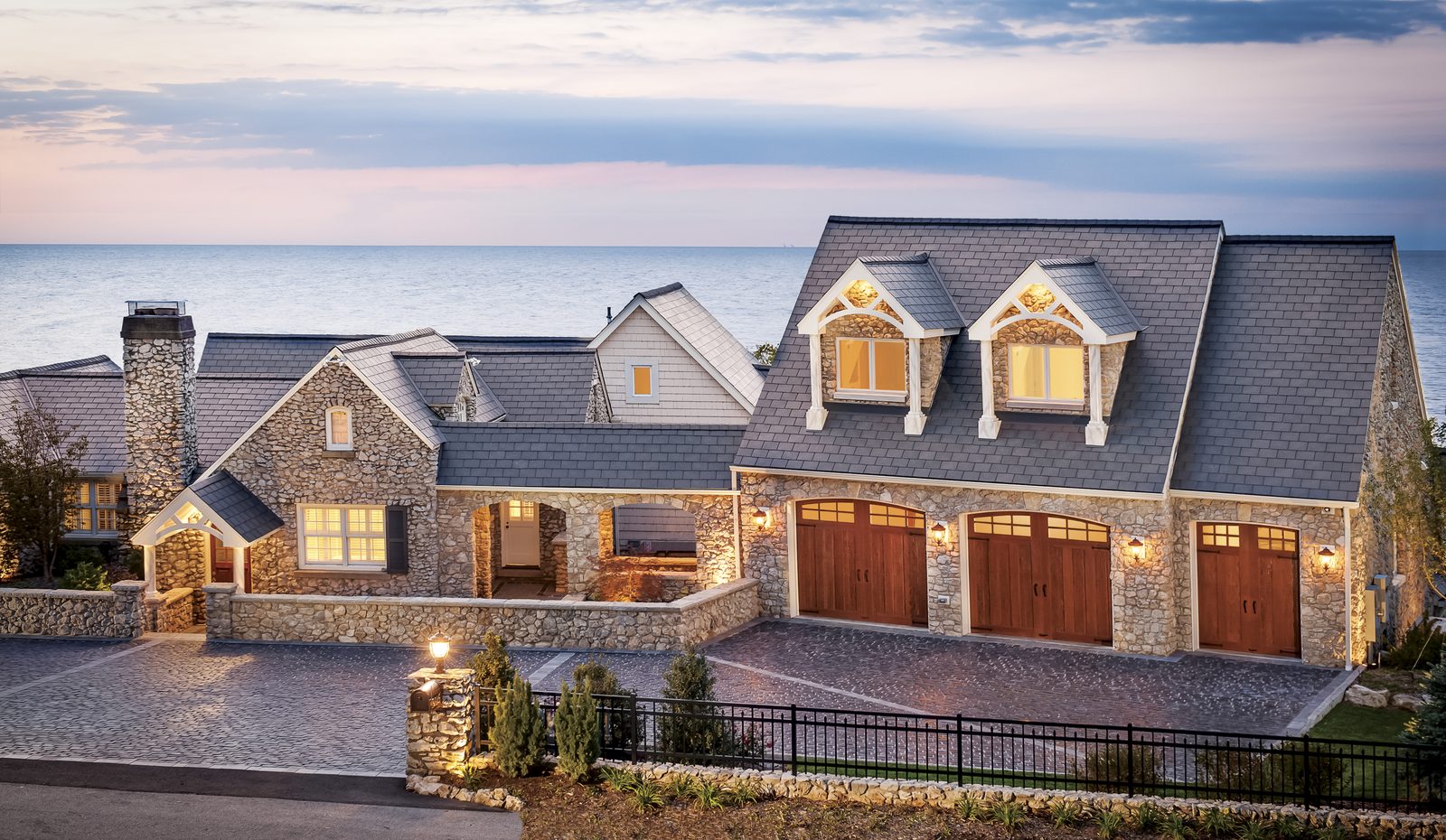 Canyon Ridge Collection — CanyonRidge D13 ARCH3 LE Dark 03