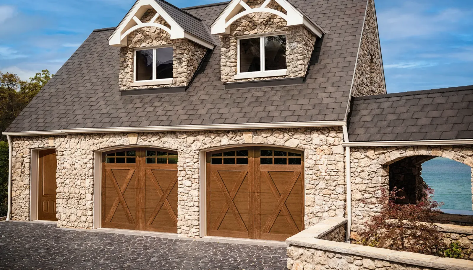 Canyon Ridge® Carriage House (4-Layer) — Cr4l Darkl