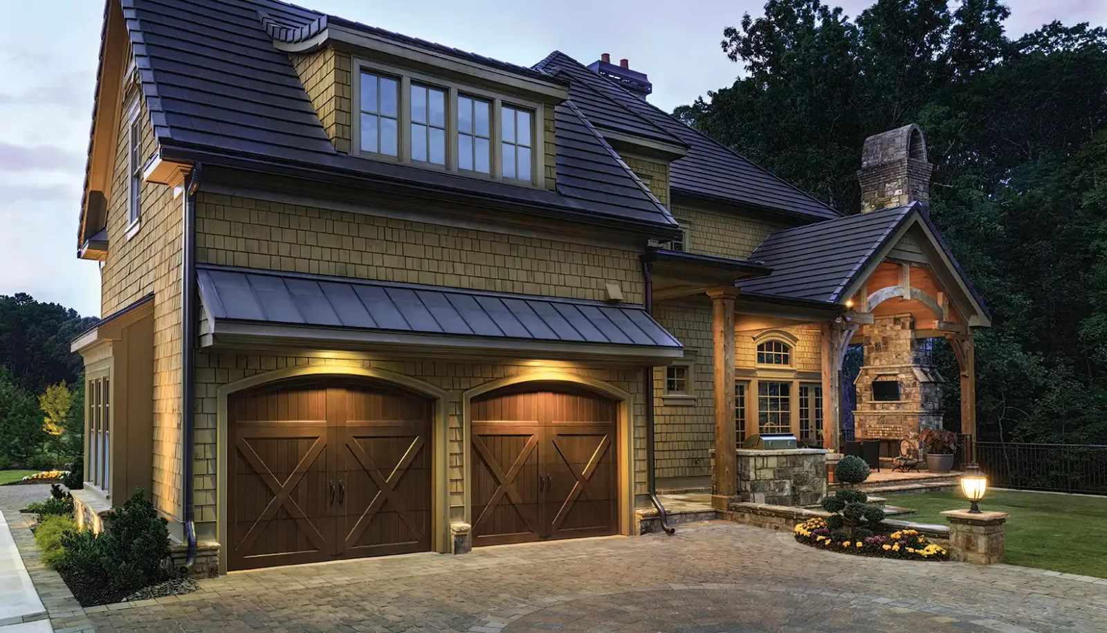Reserve® Wood Limited Edition — Reserve Limimted Edition Design5 Arch1 Meranti Garage Door 822
