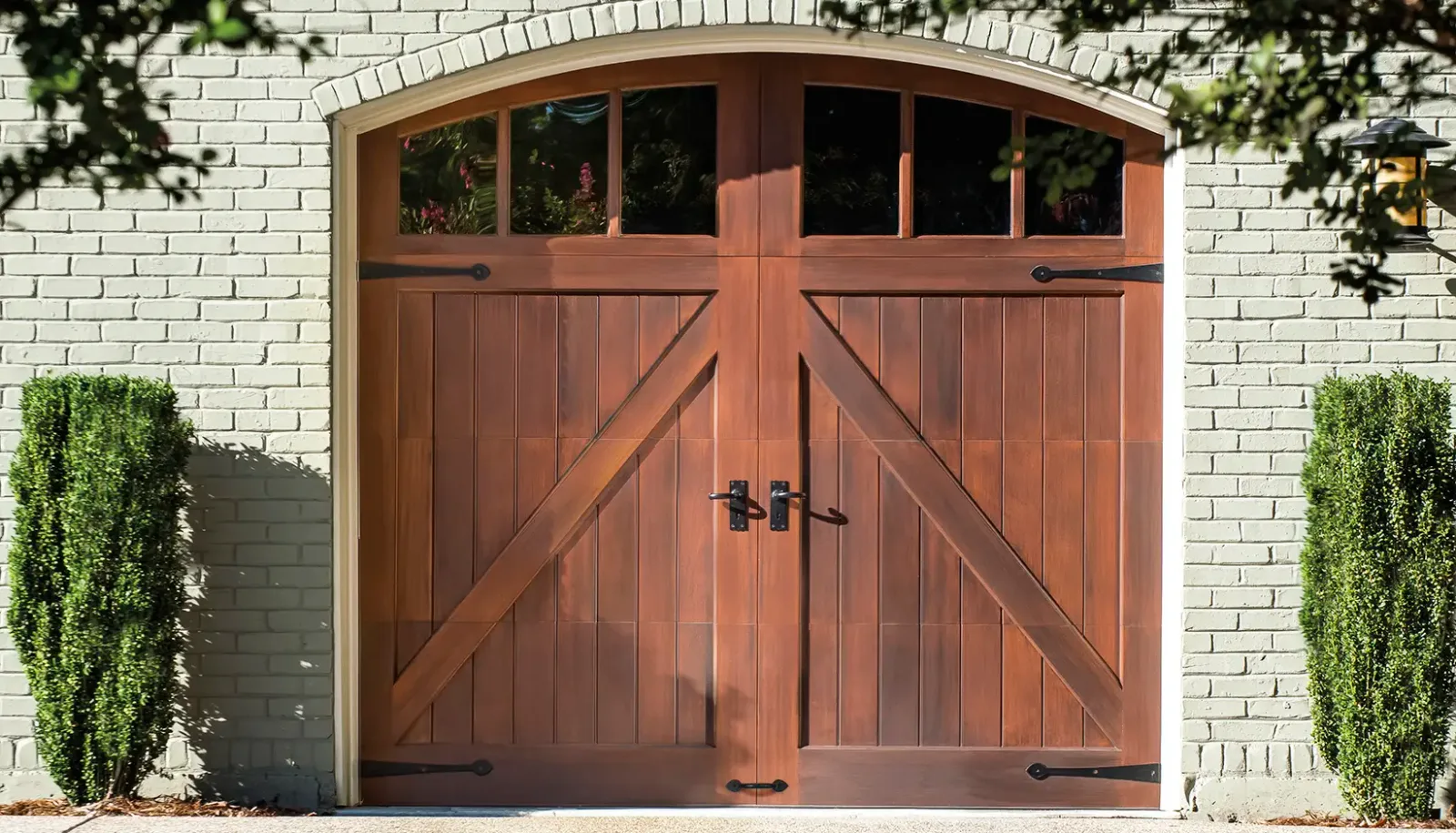 Reserve® Wood Limited Edition — Reserve Limimted Edition Design6 Arch13 Window Fir Garage Door 822